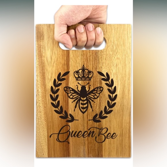 Queen Bee Cutting Board, Bee Kitchen Decor Gifts for Beekeeper Women, 7" x 10" - Picture 2 of 4